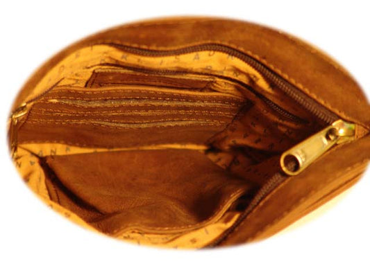 Distressed Leather Purse – Style 2361