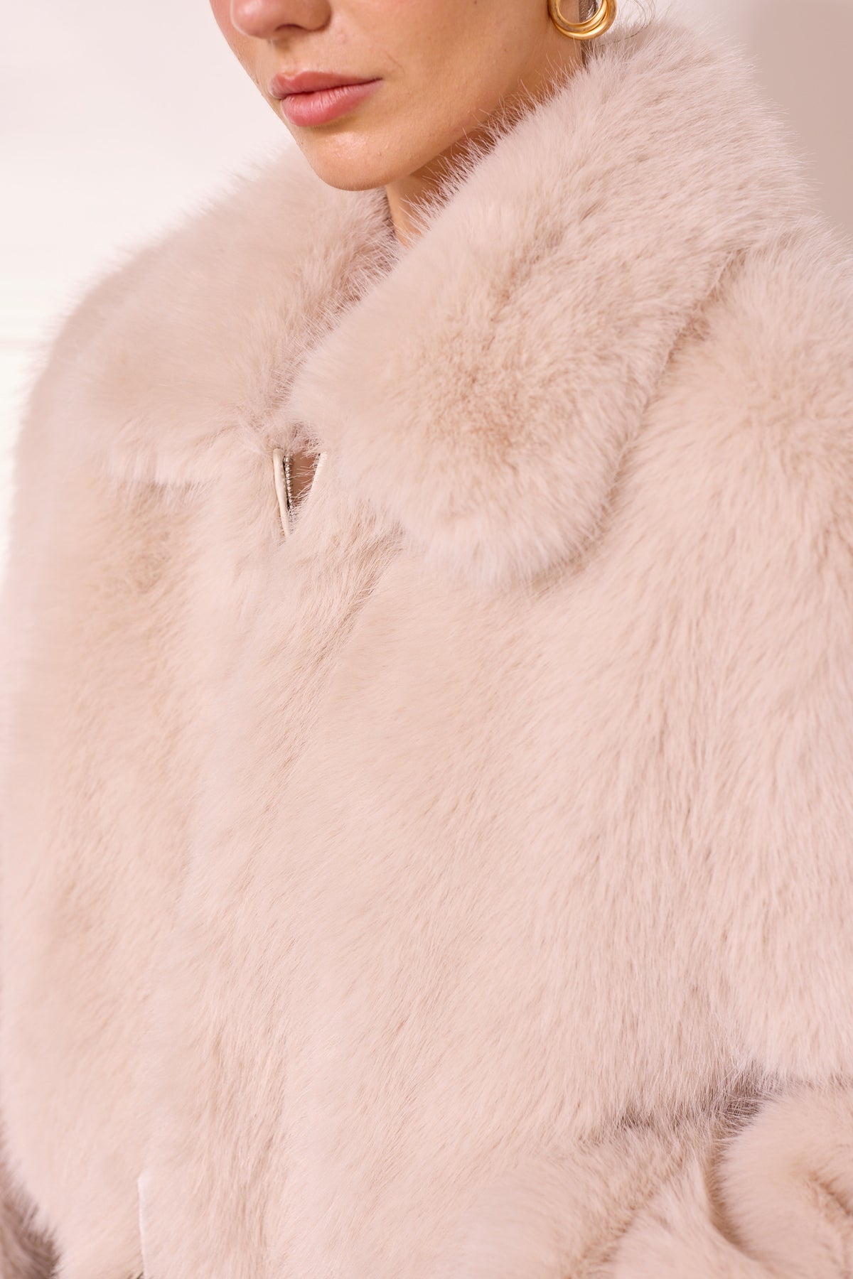 Goldleaf Faux Fur Jacket - Cream