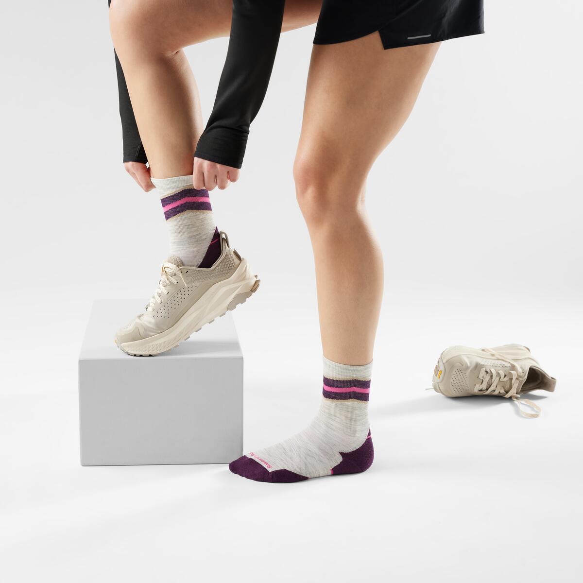 Women's Run Targeted Cushion Mid Crew Socks