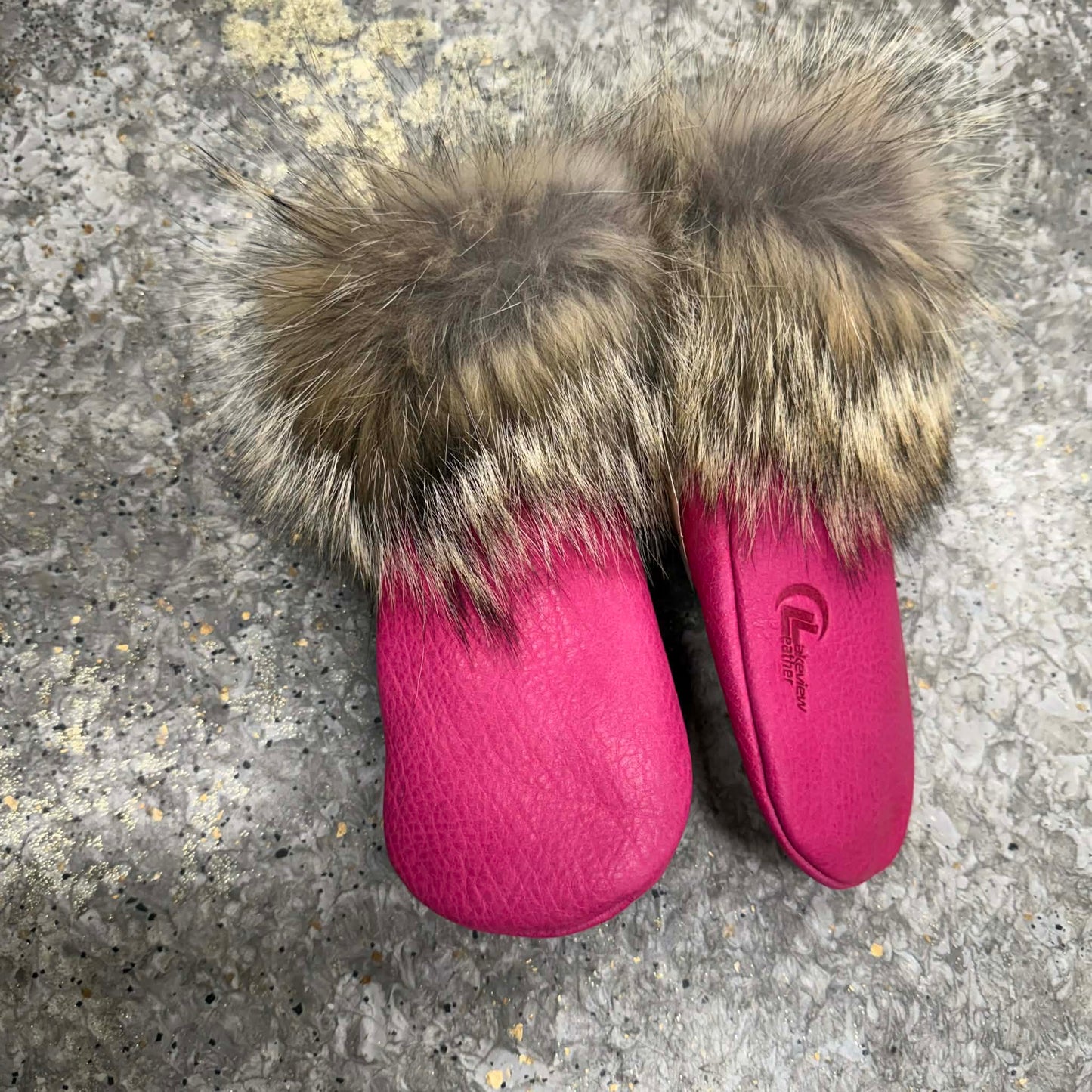 Genuine Buffalo Hide Mitts with Coyote Fur Trim
