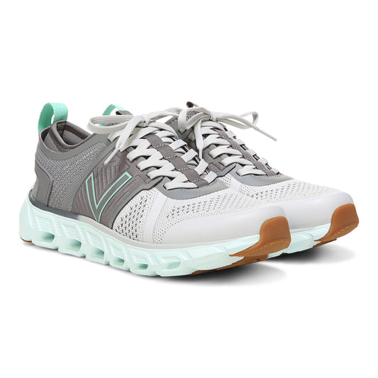 Captivate Sneaker LAST ONE SIZE 10